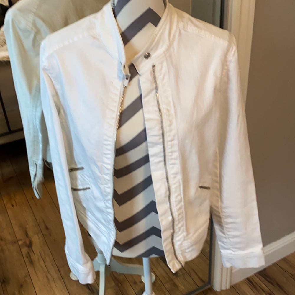 Banana Republic white jean jacket size L